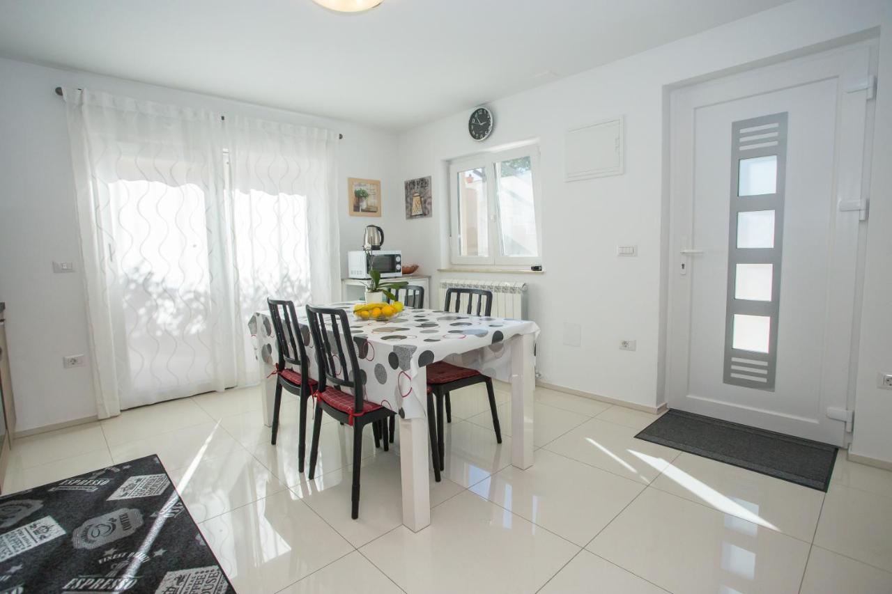 פורץ Zagar Apartment מראה חיצוני תמונה